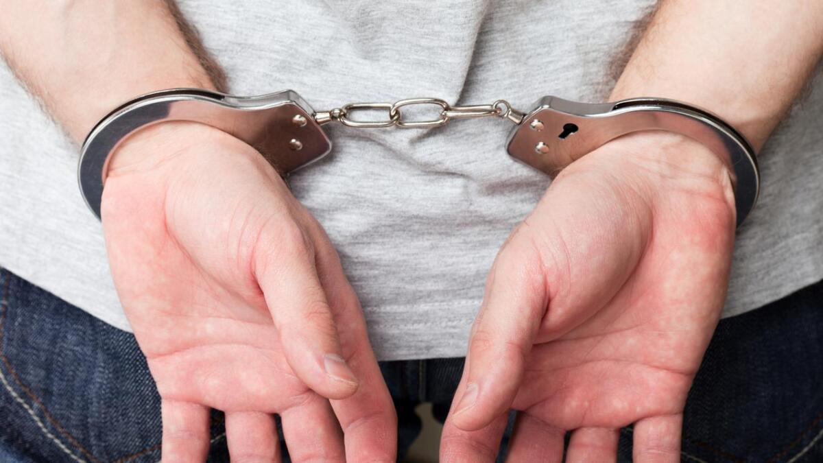 Ein mann i 40-åra kan venta seg opp mot ti års fengselstraff etter at han blei stoppa i Os, med store mengder amfetamin i bilen. (Illustrasjonsfoto)