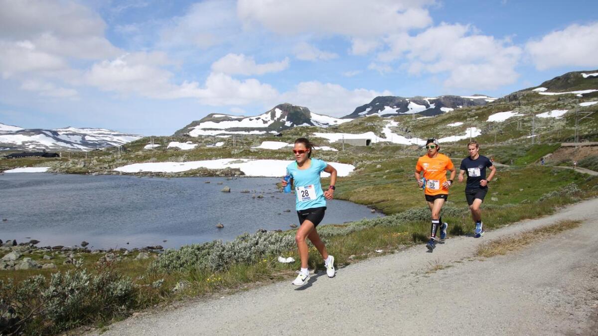Nicoline Baartvedt (28) og Håkon Urdal (39) vann Rallarvegløpet samanlagt. Pål Onsrud (8) vann andreetappen.