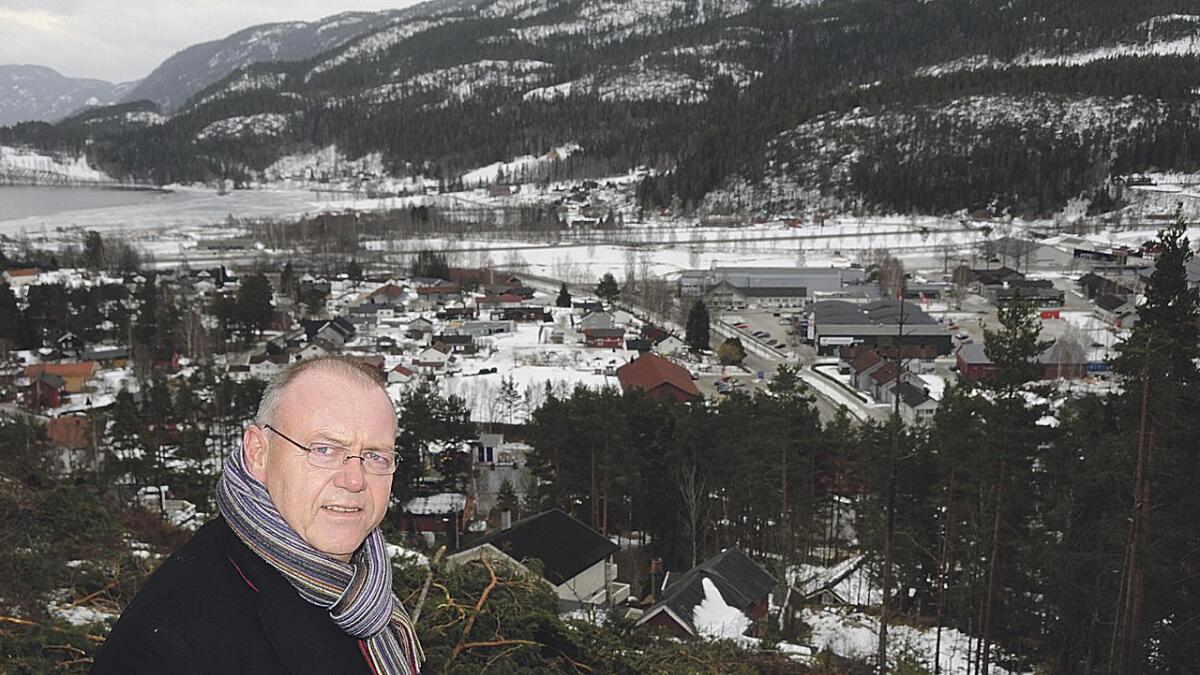 Seljord-ordførar Halfdan Haugan har bede om at Vest-Telemarktinget diskuterer om det er mogleg å etablere eitt Nav-kontor i regionen. (Arkiv