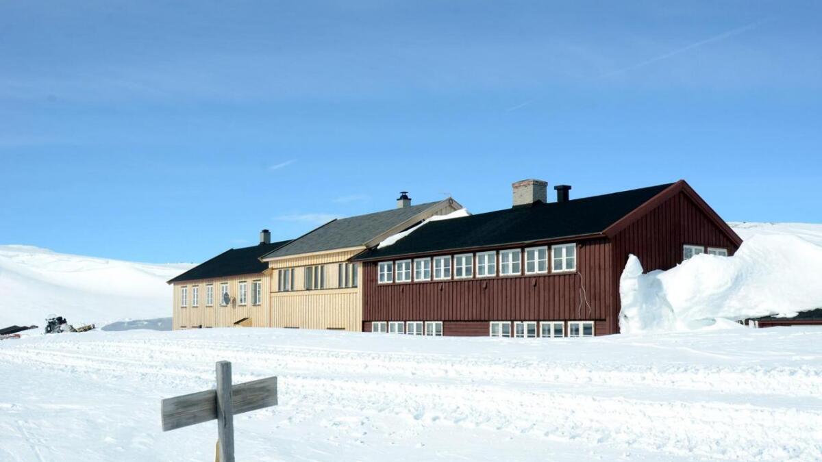 Til saman er 38 påskegjestar transportert ut frå ti DNT-hytter på Hardangervidda. Krækkja er ein av dei.