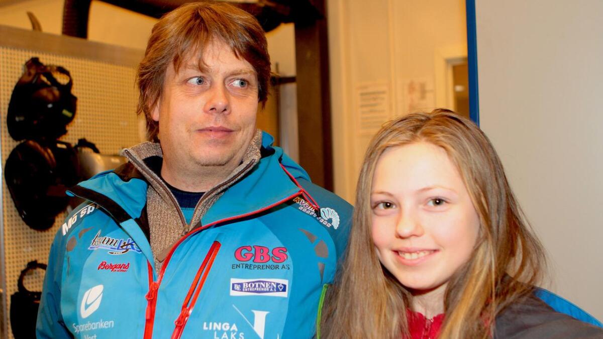 Eirin Tufteland vil mest av alt bli skiskyttar. Ho kom saman med far, Olav Tufteland, til open kveld sist veke, på jakt etter ei utdanning som kan kombinerast med trening og konkurransar.