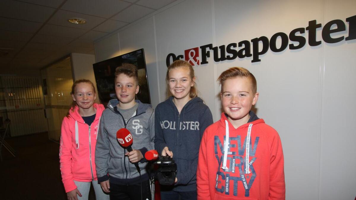 Frida, Andreas, Ingrid og Viljar har laga film om fisking i Kuvågen.