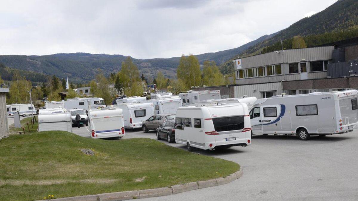 Det var eit populært innslag frå Hallingdal caravanklubb å tilby medlemene sine gratis sjekk av både campingvogn og campingbil.