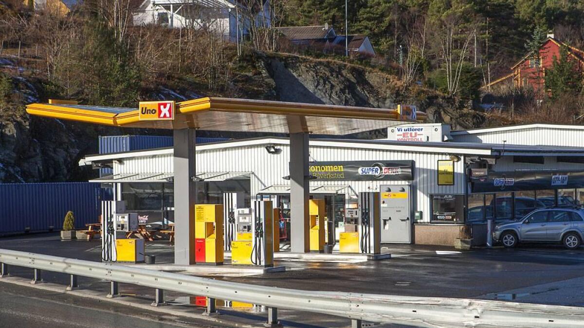 Når Erik Payes overtek UNO X-kiosken til Lyssand Bil får kiosken namnet Kiosk1.