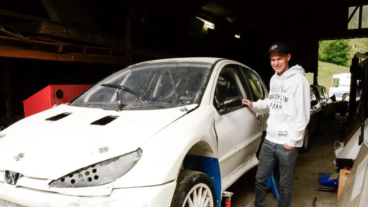Heine Rudi satsar til vanleg på rallycross, men vann juniløpet i bilcross.