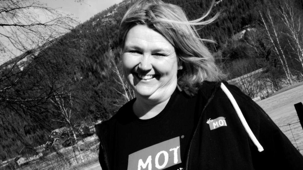 Martha Kristin Gaptjern er ei sterk kraft i MOT-arbeidet i Flå.