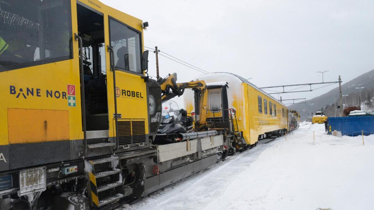 Beredskapstoget er til dagleg stasjonert på Voss. Ved kriser og ulykker på Bergensbanen skal toget rykke ut.