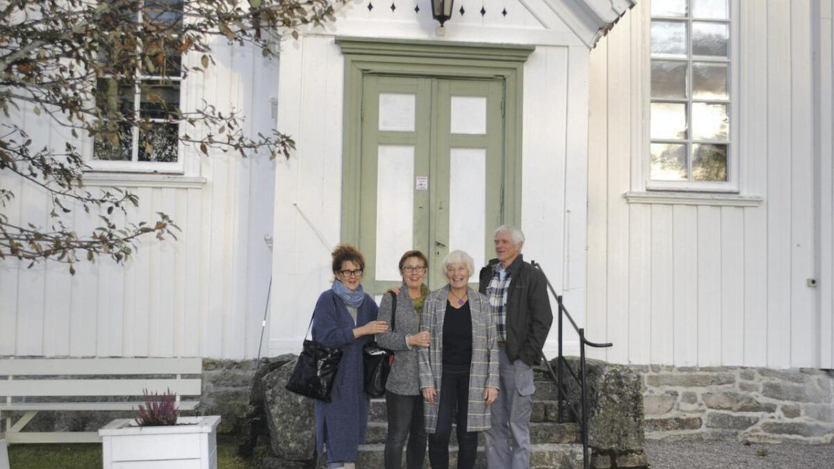 F.v Anne Reime, Liv Kjellfrid Lia, Astrid Eidem Nordal og Øystein Fredriksen. Anne Berge, Eilev Erikstein og Knut Bjørn Skyttermyr er også med i diakoniutvalet i Nissedal.