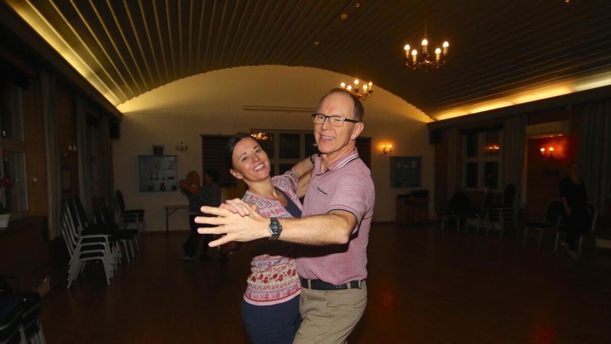 Magne Brekke og Tine Havsgård har dansa standard-latin dans i 10 år og har etter kvart fått veldig god swiing på det.