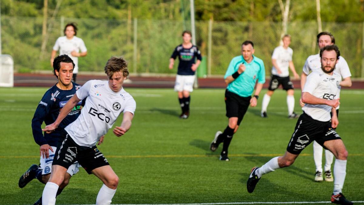 Hallingdal FK tok poeng mot Huringen på heimebane.