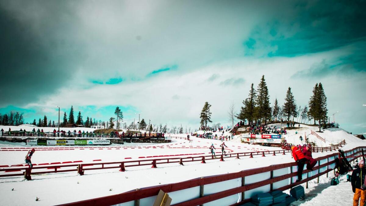 Liatoppen var arena for årets NM i skiskyting, og tek imot fleire hundre unge talent denne veka.