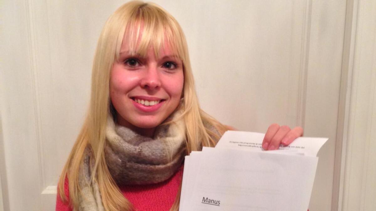 Kari-Anne Mandelid (28) har drive teatergruppe for born på Nore Neset i om lag tre månader. (Alle