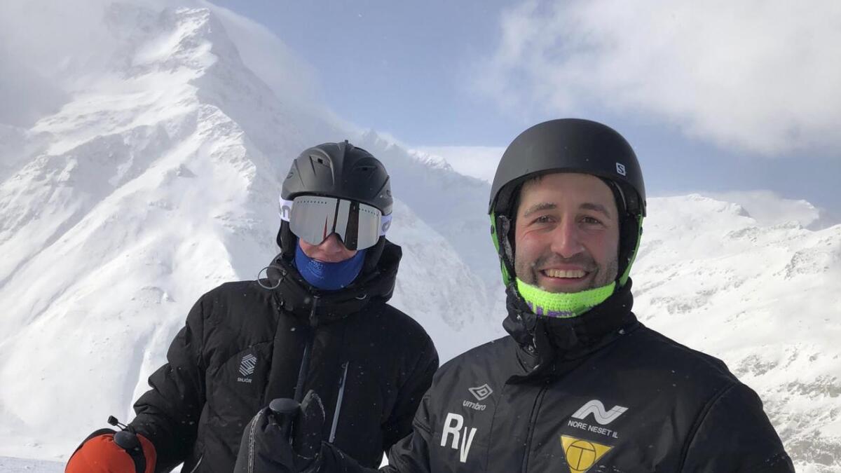 Torkel Hjertnes og Rafael Villen Villen i Bad Gastein. Rafael si første slalåmerfaring kom i Alpene på 2.700 meters høgde.