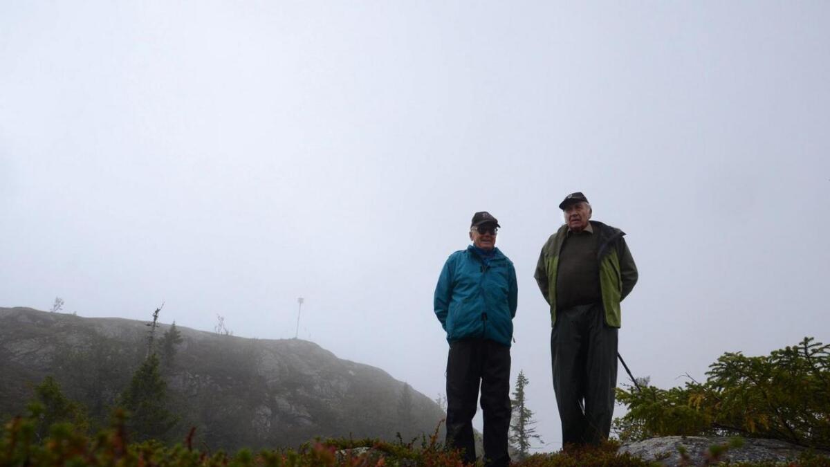 Ole Grimeli og Ola Akervold har vore på «likkista» før. fjelltoppen med det skremmande namnet.