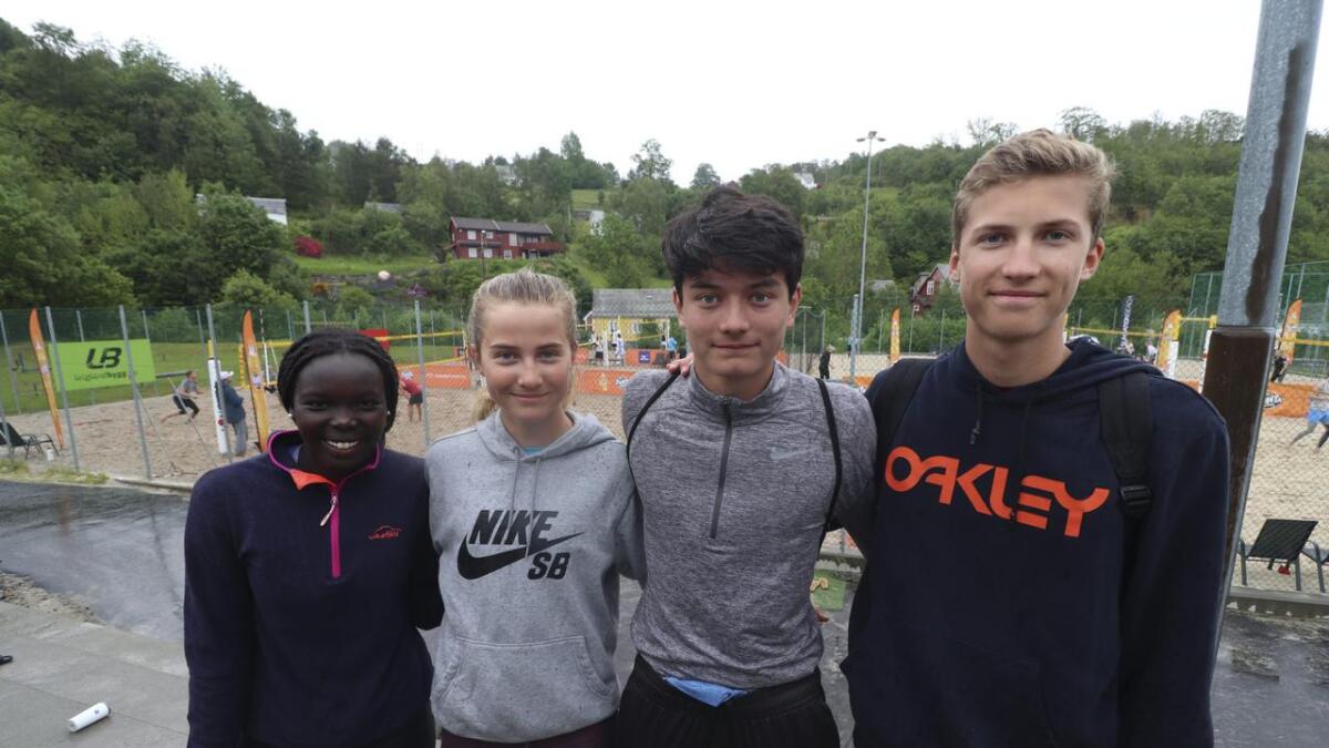 Terian Kaelo, Birgitte Maaseide, Jo Gladsøy Sunde og Markus Mol skal tevla i U18-EM i Austerrike neste veke.