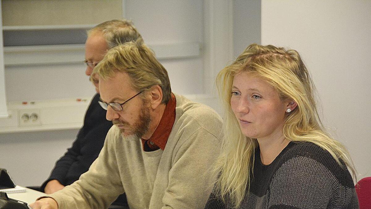 Peter Fjågesund (t.v.) og Marianne Vadder røysta imot to av frådelingsakene i Seljord. 										                 foto olav åsen haugsgjerd
