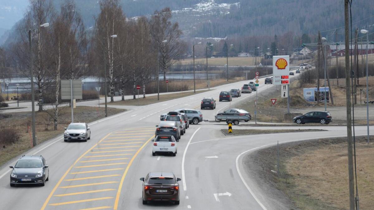 På venstre side mellom riksvegen og Hallingdalselva vil Nes kommune bygge renseanlegg. Det kolliderer med Vegvesenets planar om planskilt kryssløysing ved innkøyringa til Nesbyen.