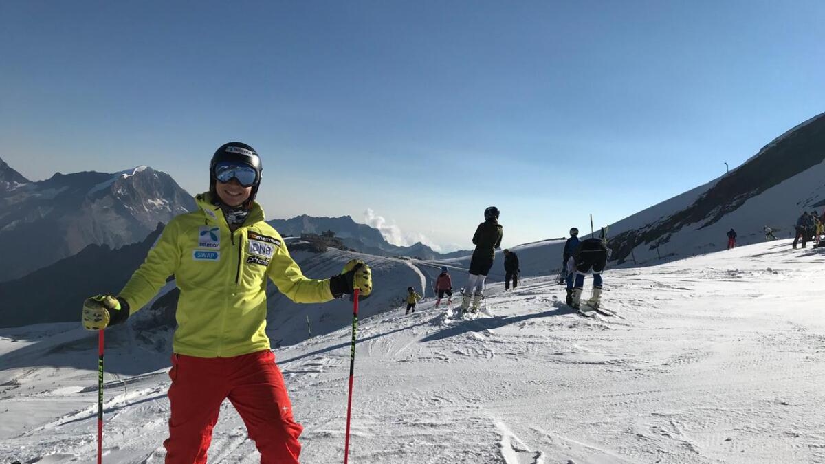 I staden for fleire slike dagar, på ski i godvêret, må Tomas Markegård må bu seg på operasjon, krykker og opptrening etter eit fall i Italia sist veke.