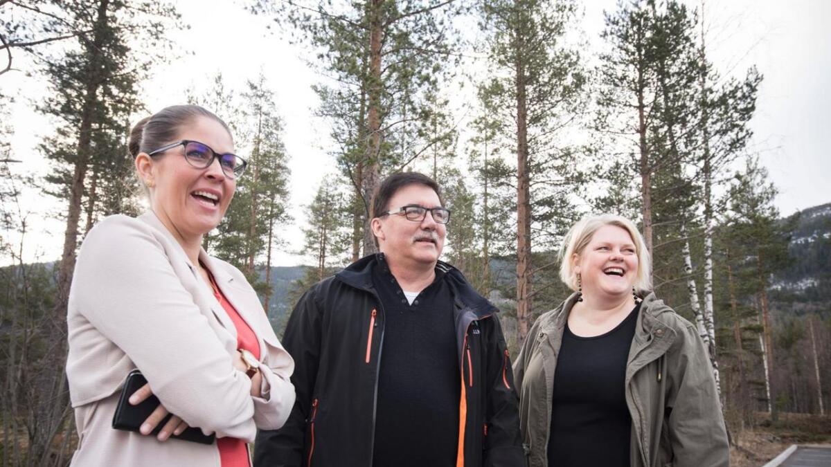 I vinterferien reiser AP-ordførarane i Hallingdal til Stortinget for å diskutere ACER med Espen Barth Eide. F.v. Heidi Granli, Petter Rukke og Solveig Vestenfor.