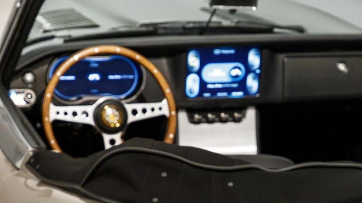 Jaguar tilbyr konvertering til elbil for den klassiske E-type-modellen.