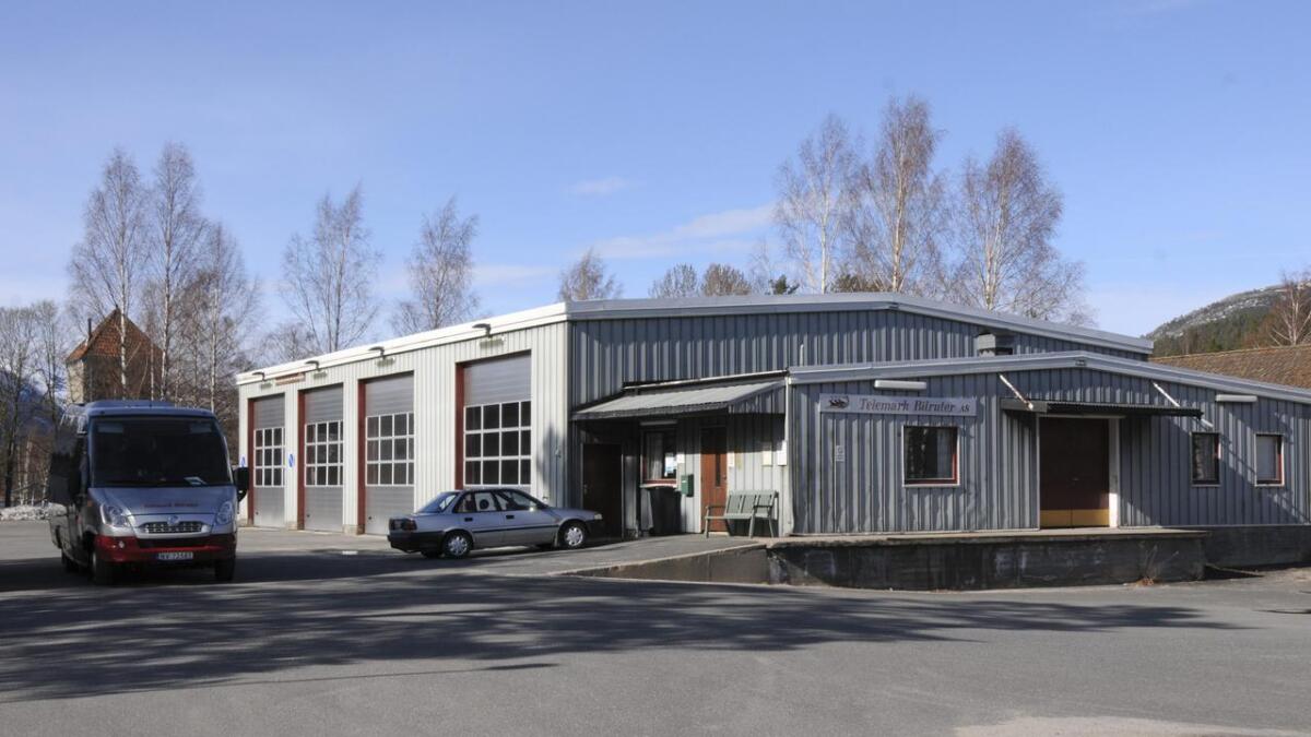 Telemark bilruter sin busstasjon i Treungen kan bli selt til Nissedal kommune og bli brannstasjon.