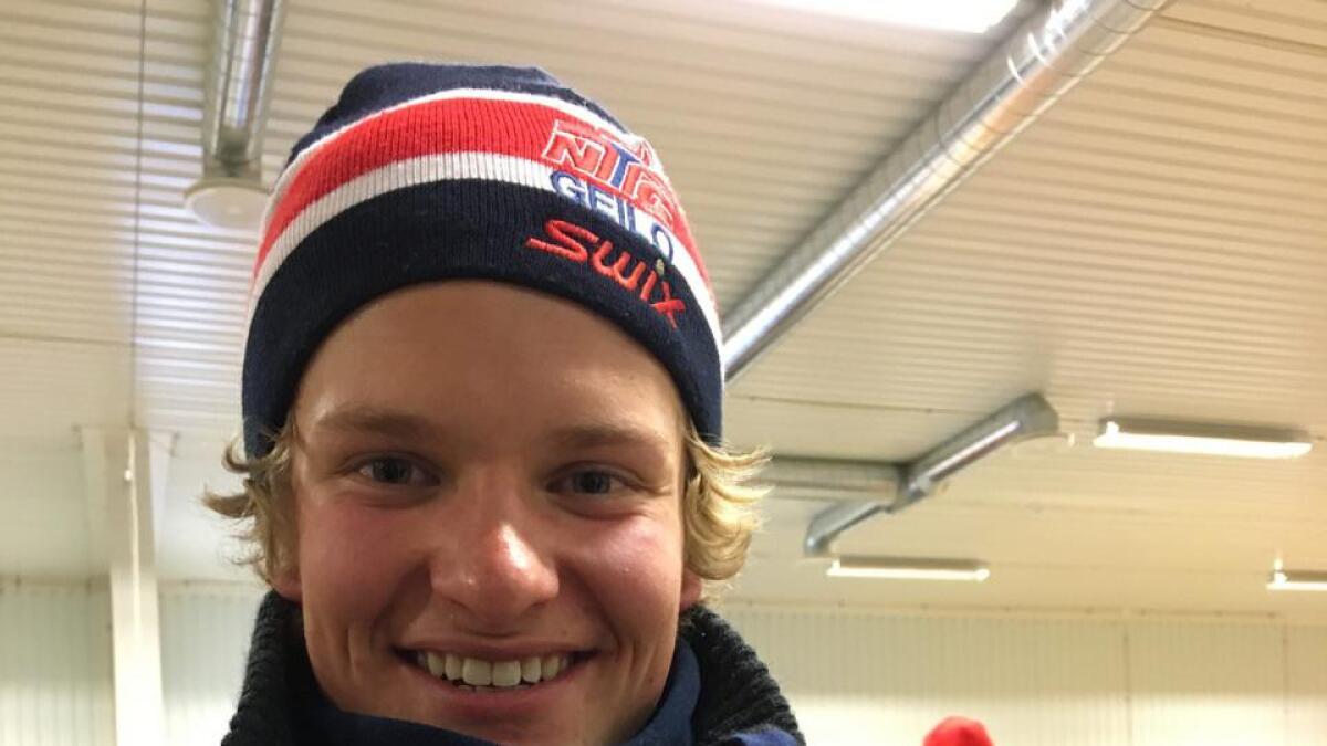 Filip Fjeld Andersen, Geilo (18) tok sølv i junior-NM i langrenn i Harstad fredag.