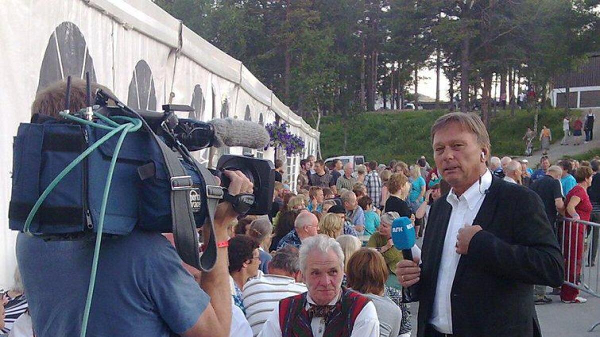 I 2009 rapporterte Kjell Fuglehaug direkte til Sommeråpent frå landskappleiken på Geilo. I år får NRK konkurranse frå Hallingdølen om sendingane frå Geilo. (Arkivfoto)
