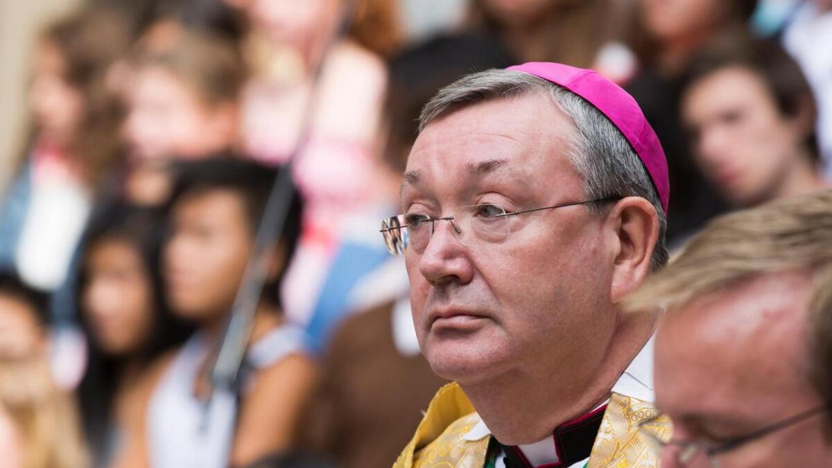 Biskop Bernt Eidsvig i Oslo Katolske Bispedømme og en administrativ leder i bispedømmet er siktet for grovt bedrageri.