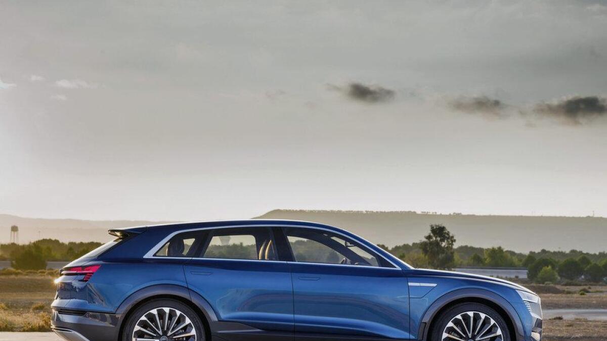 Audi planlegg å lansere e-tron quattro i 2018, som skal ha ei rekkevidde på 50 mil.