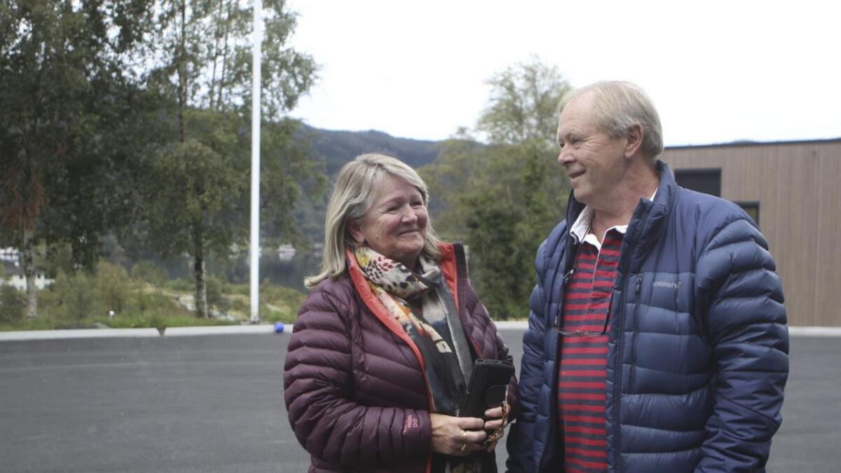 Valdeltakinga i Bjørnafjorden generelt og Fusa spesielt, var høg. Me møtte Eva Valestrand Opheim og ektemannen Oddvar Opheim som stoppa for å røysta på veg til hytta på Hamlagrø.