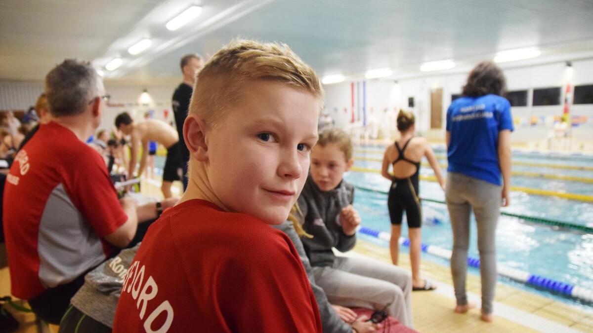 Leo Pettersen (12) var blant Kvæfjord-svømmerne som deltok i stevnet på Andenes.