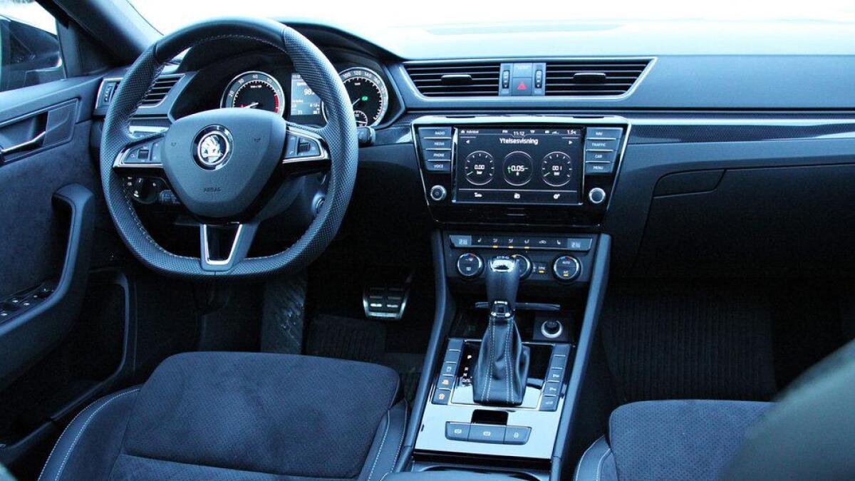 Interiøret er funksjonelt, med ein logikk som er gjennomgåande i alle modellane til Volkswagen-konsernet.