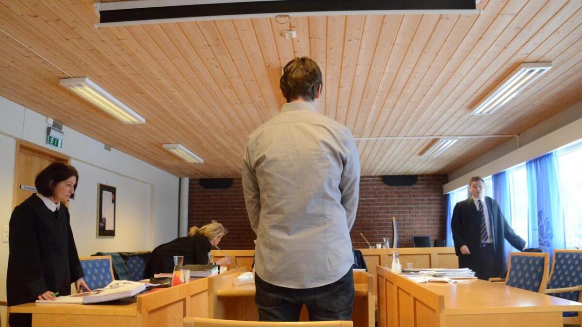 25-åringen frå Østfold sa i retten at han ikkje hugsa noko frå drapshandlinga i hytta på Sørbølfjell.