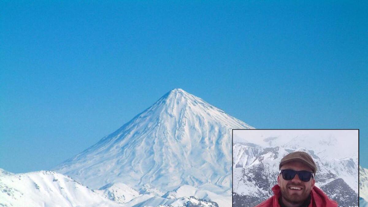 Fjellet Damawand er det tolvte høgaste i verda, og ein sovande vulkan.