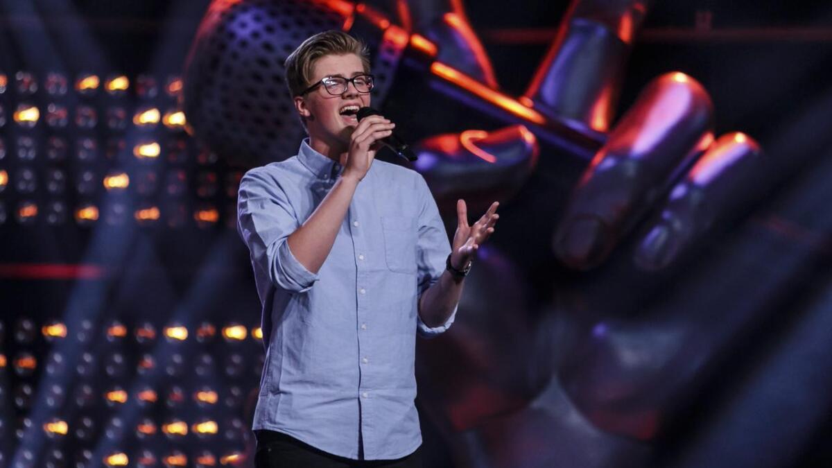 Elias Grimstad Salbu gjorde ein fin opptreden i «The Voice»-duellen, men rauk dessverre ut av konkurransen.