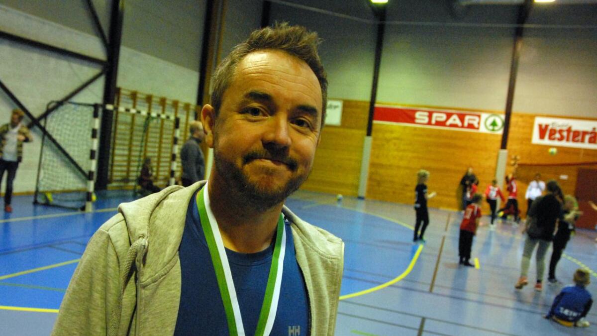 Morten Rønningen er leder for Bø Volleyballklubb, som ble stratet i april i år.