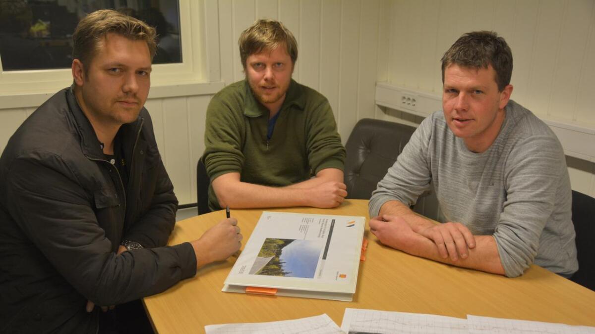 Rune Landsverk (t.v.), Helge Andersen Byggland, Bjørn Tore Andersen i Morgedal Entreprenør AS/Morgedal gruppen AS. (Arkivfoto)