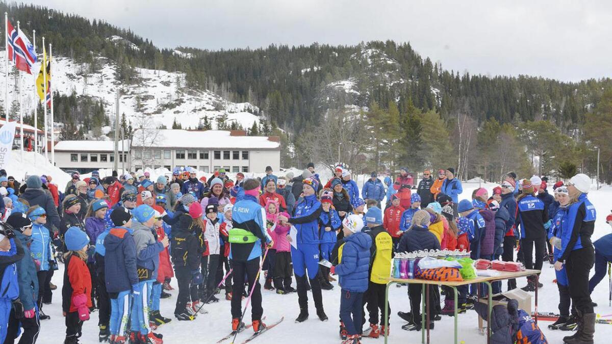 Vest-Telemark skikarusell sitt avslutningsstemne med stafett på Høydalsmo stadion tiltrekkjer seg stadig fleire deltakarar.