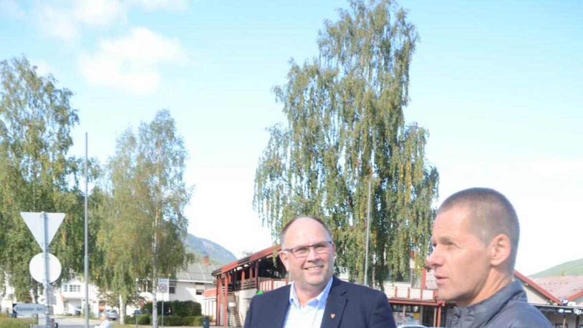 Den nye toppduoen i Nes-politikken, ordførar Tore Haraldset, til venstre, og varaordførar Geir Olav Garthus.