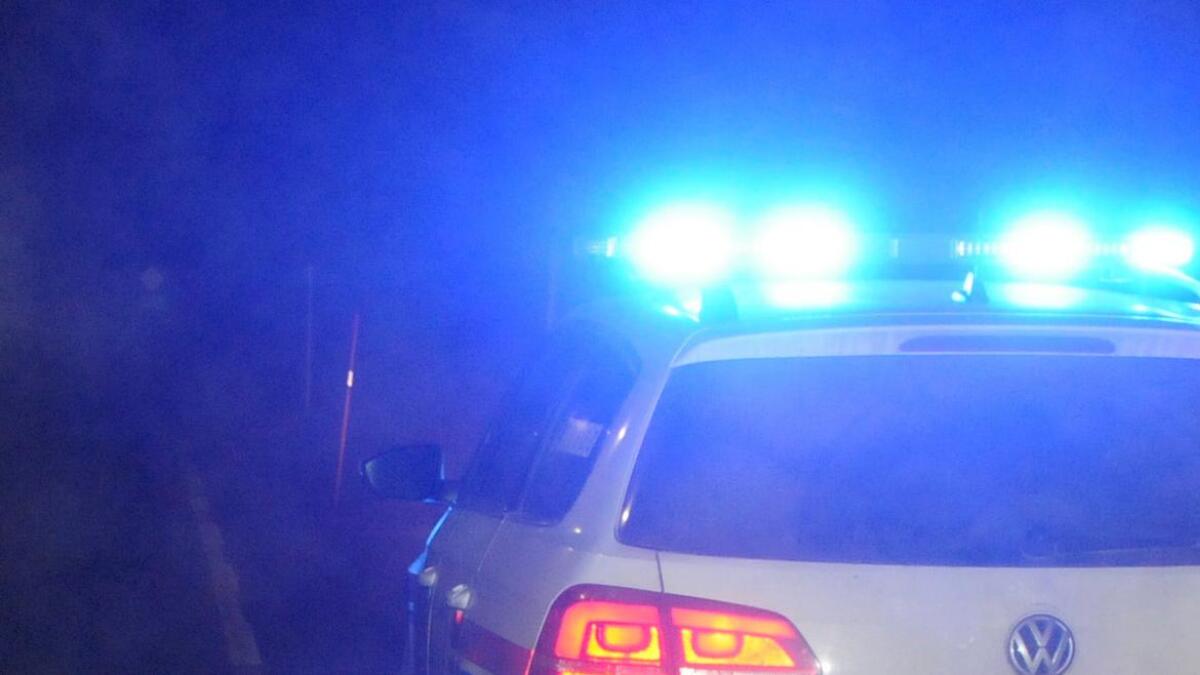 Politiet stoppa ein mann i 20-åra i Kviteseid i natt. Dei mistenker at han køyrde i ruspåverka tilstand.