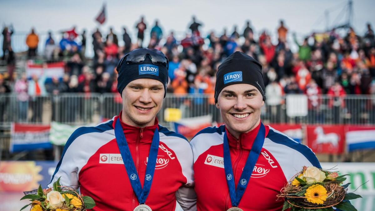 Håvard Holmefjord Lorentzen (t.v.) og Henrik Fagerli Rukke tok sølv og bronse i EM-sprint.