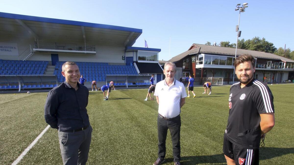 Arne Instebø og Family Sports Club er innstilt på eit langvarig samarbeid med Lysekloster IL. Sportsleg leiar Svein Kollen og A-lagstrenar Ruben Hetlevik er godt nøgd med avtalen.