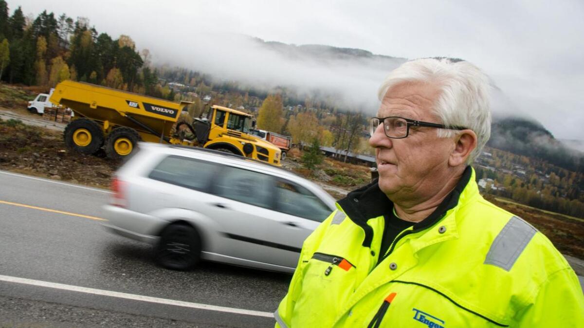 Entre­prenør Torbjørn Engene frå Gol mistar ein mangeårig storjobb ved Brønnøysund på Helgeland fordi oppdragsgivaren skal gå over til å bruke sjåførlause anleggsbilar.
