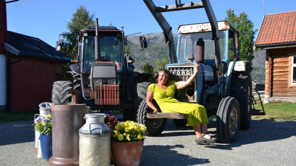 Tori Snerte håpar Traktorsirkuset appellerer til både bønder, ikkje-bønder, små og store. Sjølv forventar ho å få eit sterkare band til traktoren sin.