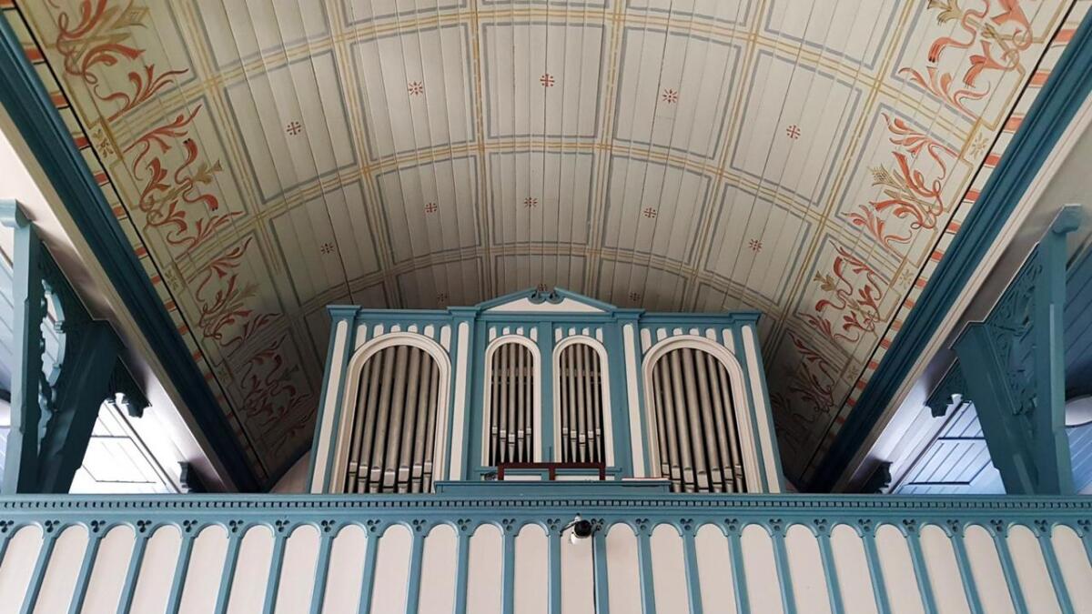 Oregelet i Hemsedal kyrkje skal få ein real overhaling. Orgelet blei bygga i 1886.