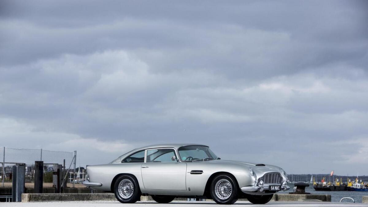 Paul McCartneys 60-tals Aston Martin skal seljas.