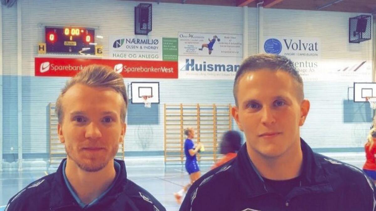 Jørgen Wold og Fredrik Andresen har avansert raskt i divisjonane som dommarar. Denne sesongen er duoen faste kampleiarar i 2. divisjon.