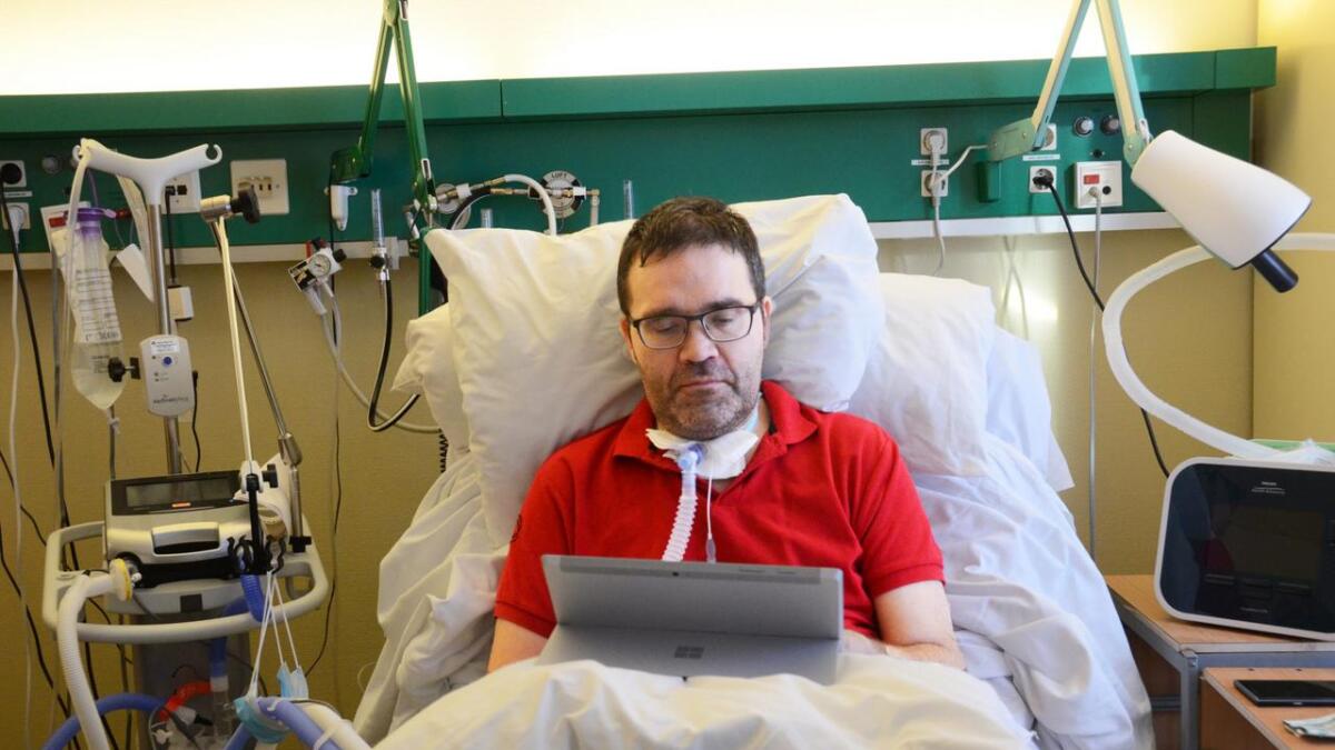 I slutten av januar fekk Bjørn Åge Misund operert inn respirator på Drammen sjukehus. No kan han endeleg puste utan for mykje strev. Respirator er heit essensielt for å forlengje livet for ALS-pasientar.