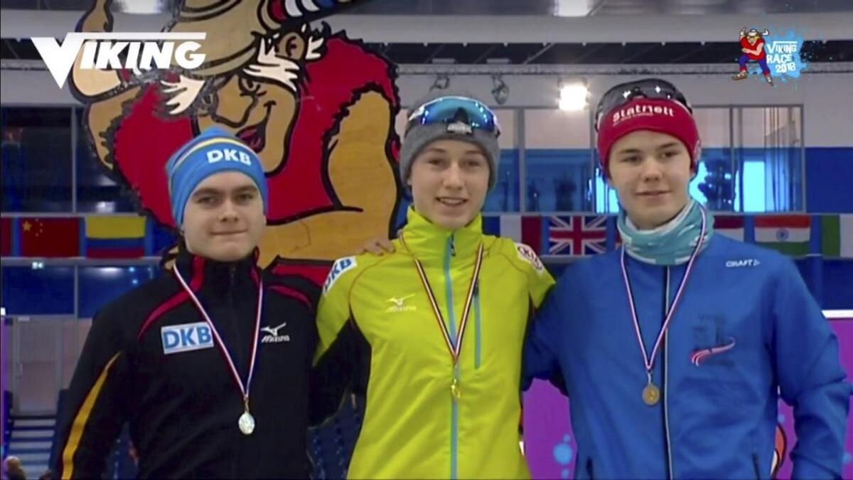 Emil Pedersen Matre (til høgre) tok to bronsemedaljar på enkeltdistansane og enda til slutt også med bronse i samandraget i 13-årsklassen i Viking Race.