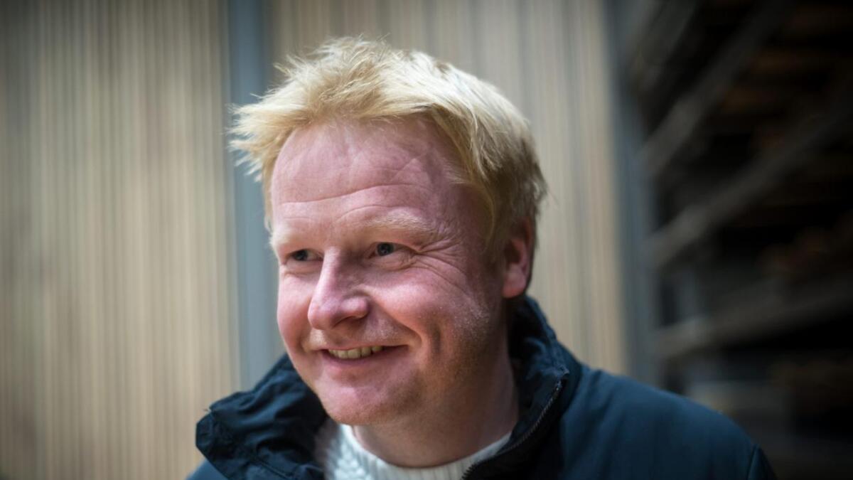 Tom Rune Skredderberget Blakkestad (39) jobbar i dag som ambulansearbeidar. Som ordførarkandidat for Gol Høgre håpar han frå hausten å få kontor i øvste etasje i kommunehuset.